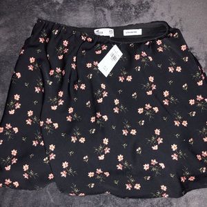 Brand new hollister skirt